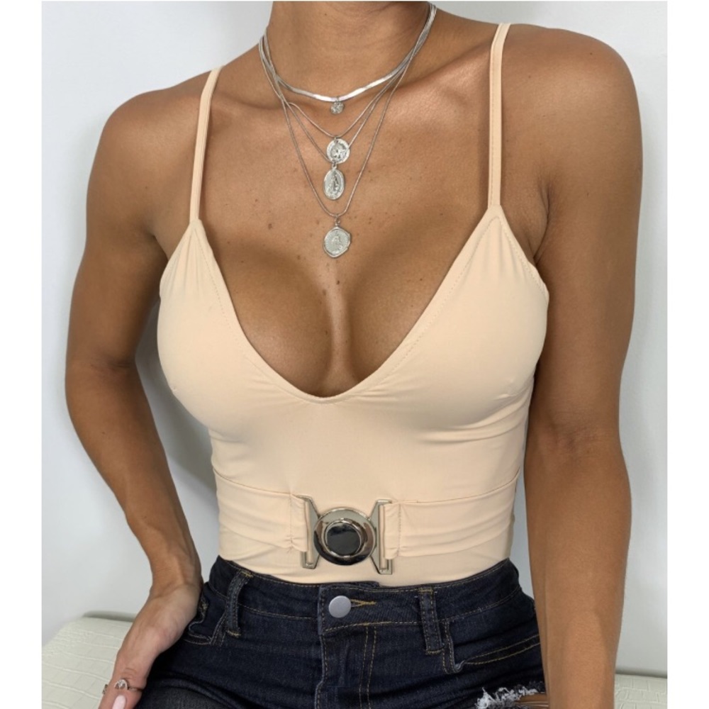 Nude bodysuit w/ buckle